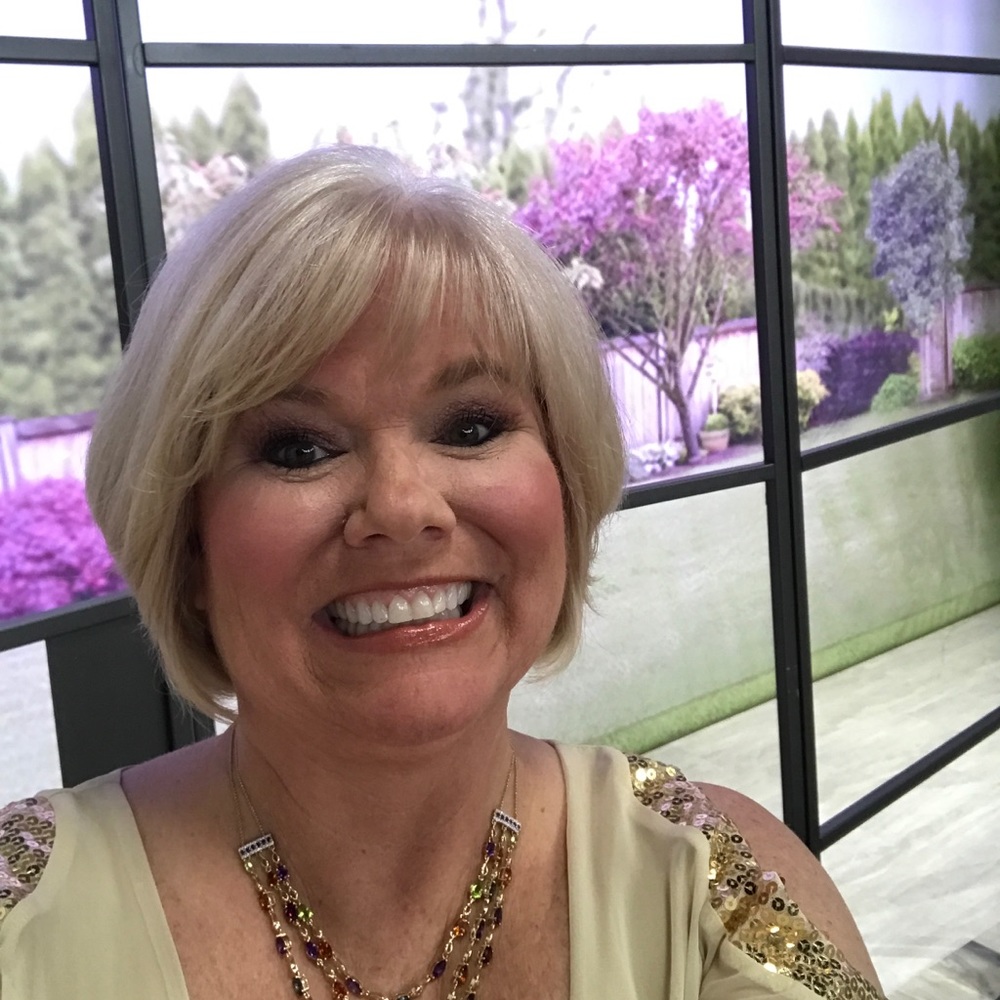 Meet your Posher, Michele